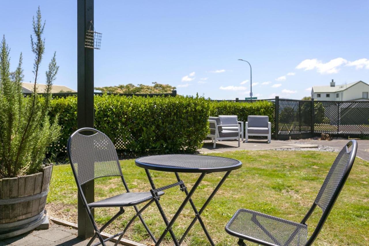 You Little Beauty - Wharewaka Beach Magic Tauposee Exterior foto