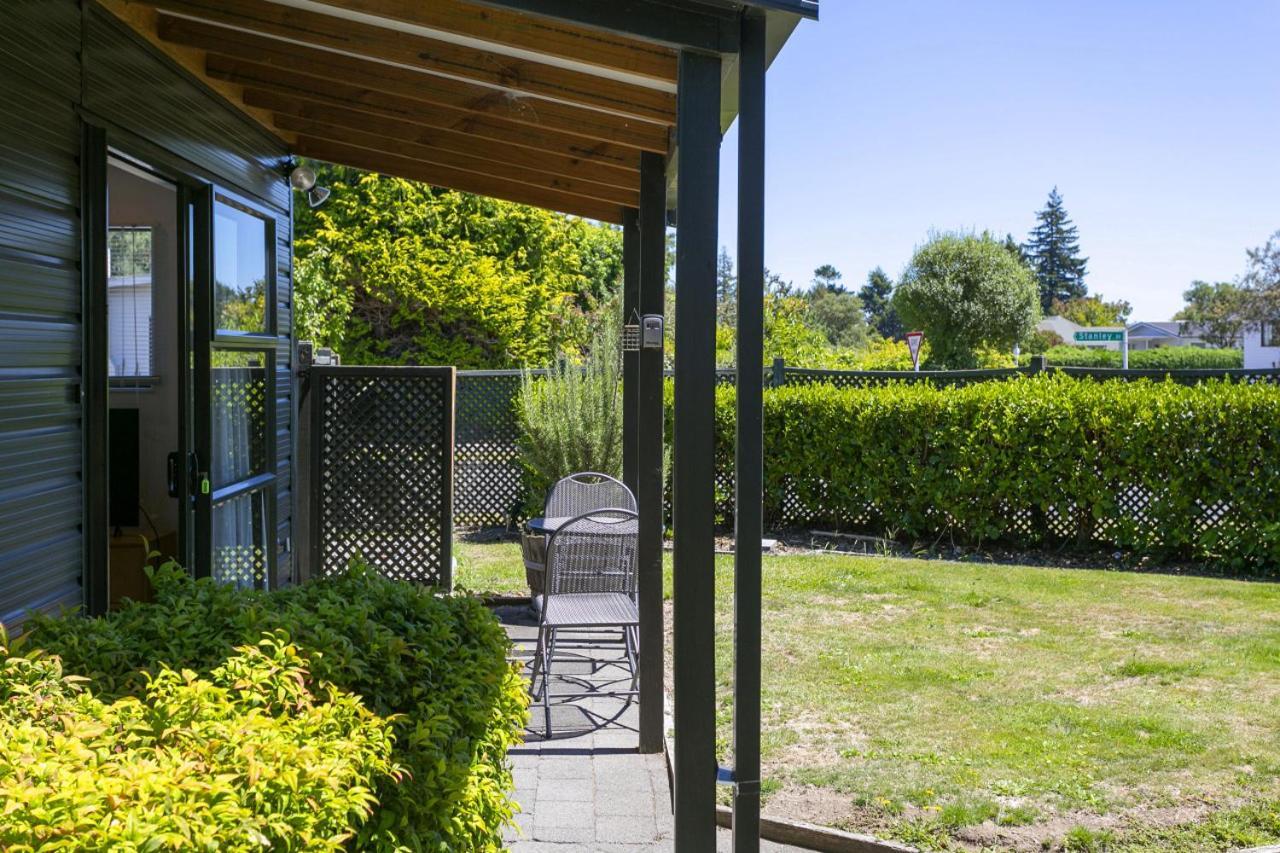 You Little Beauty - Wharewaka Beach Magic Tauposee Exterior foto