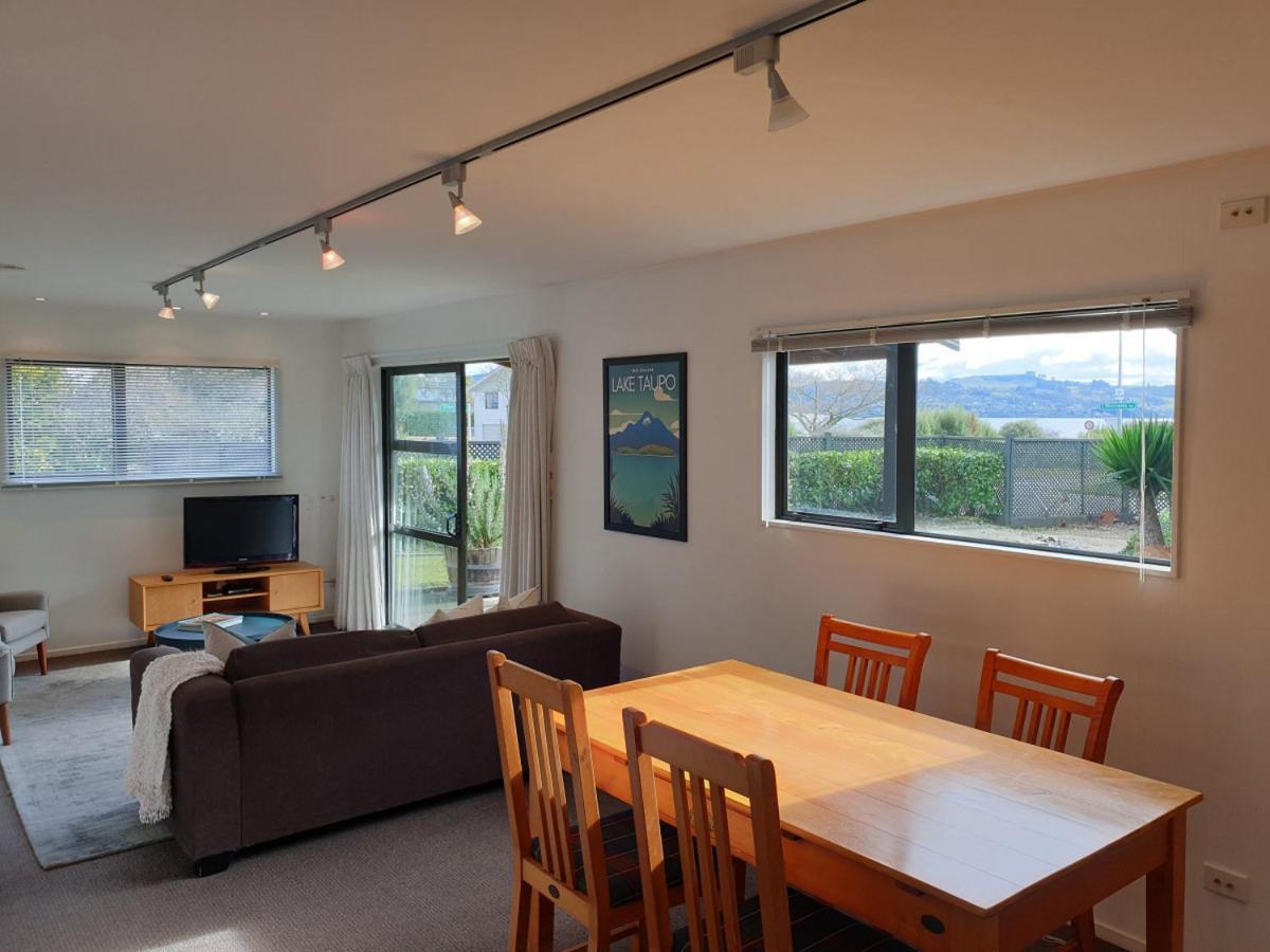 You Little Beauty - Wharewaka Beach Magic Tauposee Exterior foto